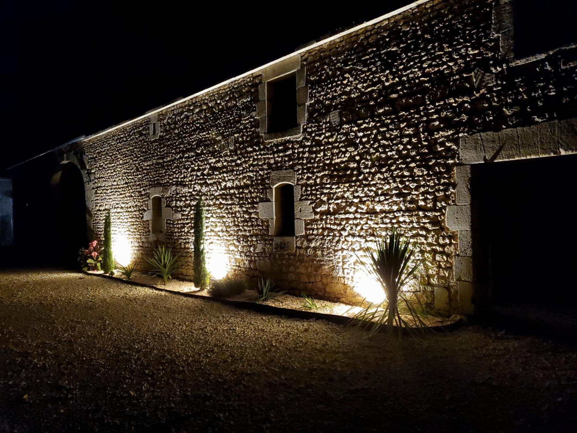 Domaine De La Gemoliere Bed and Breakfast Gémozac Buitenkant foto